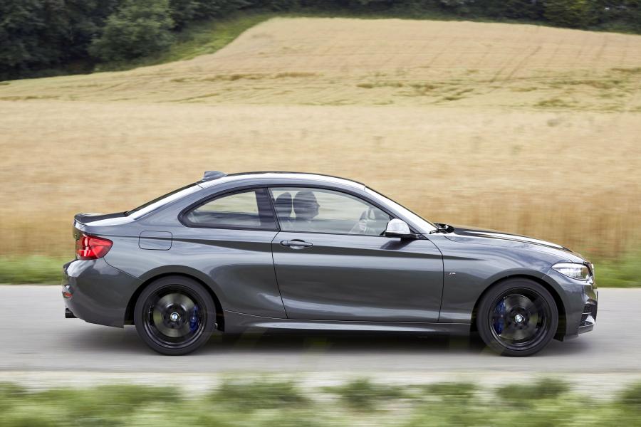  BMW M240i xDrive Coupe 2017 года  (WW) (фото 56 из 116)